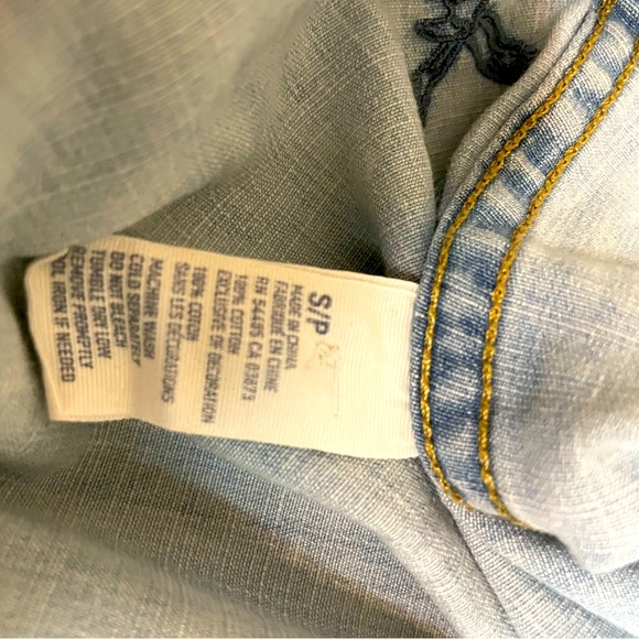 Men’s American Eagle Button Up - Picture 9 of 9